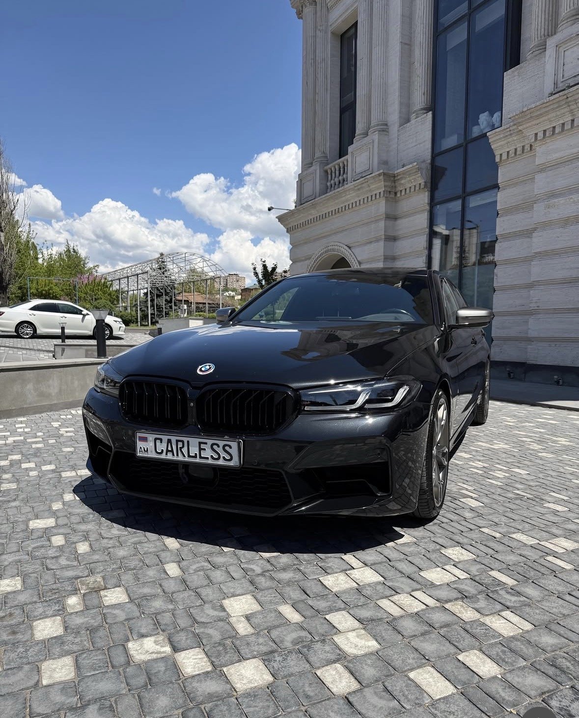 BMW M550